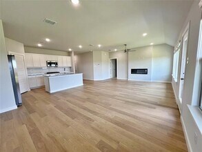 1005 Airbender Dr in Princeton, TX - Building Photo - Building Photo
