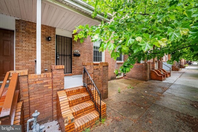 property at 414 N Bouldin St