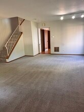 1327 Andover Dr in Aurora, IL - Building Photo - Building Photo