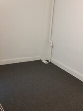 2134 E Oliver St in Baltimore, MD - Foto de edificio - Building Photo