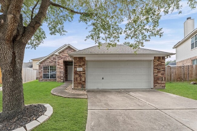 property at 32510 Rosella Ln