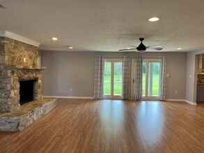 22985 Hwy 105 W in Montgomery, TX - Building Photo - Building Photo