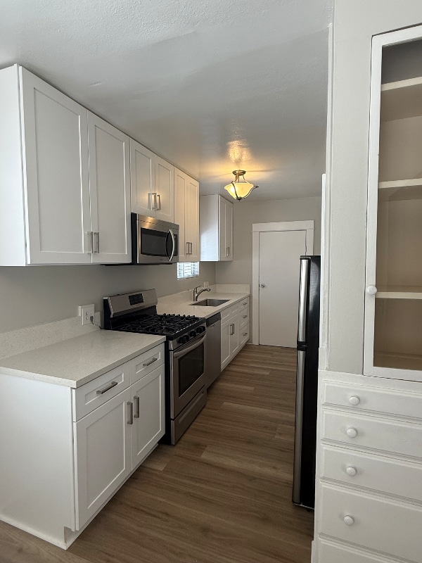 718 1/2 E San Jose Ave in Burbank, CA - Building Photo - Building Photo