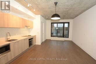 530 Indian Grove in Toronto, ON - Building Photo - Building Photo