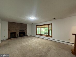 10300 Wild Goose Way in Dunkirk, MD - Building Photo - Building Photo