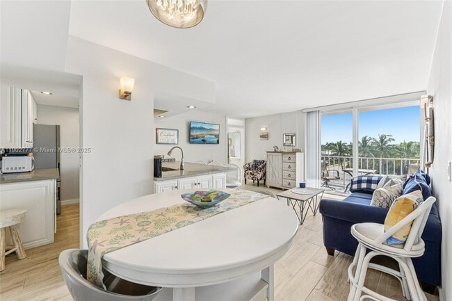 property at 1050 SE 15th St