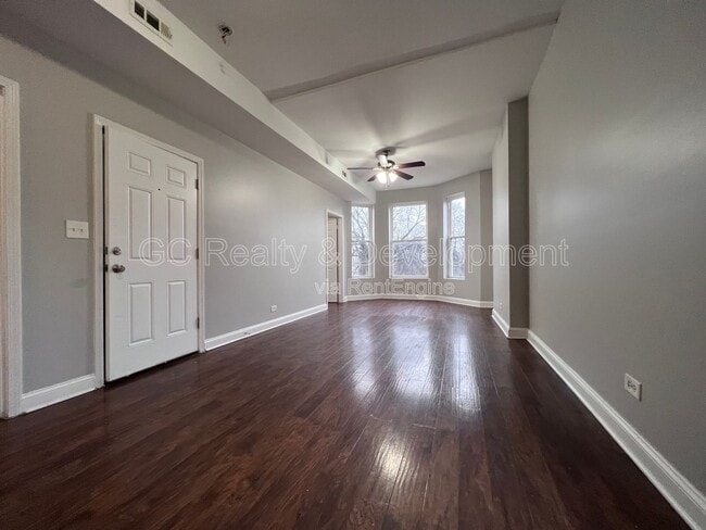 7644 S Normal Ave in Chicago, IL - Building Photo - Building Photo