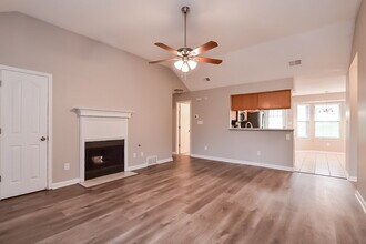 1928 Thomas St in Horn Lake, MS - Foto de edificio - Building Photo