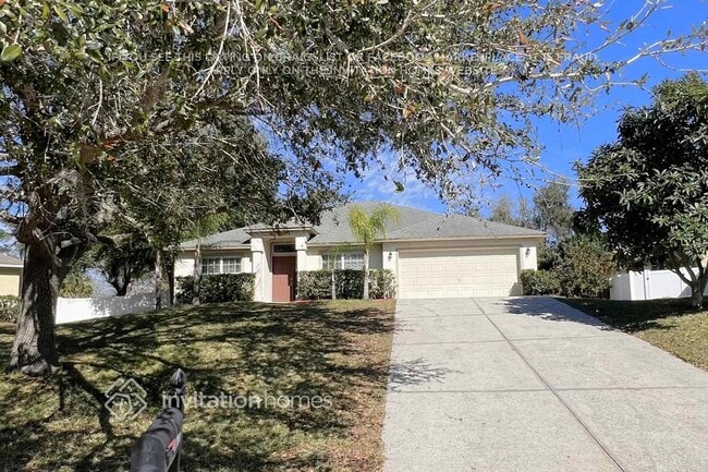 property at 1911 Summit Oaks Cir