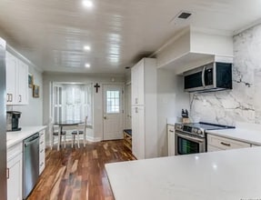 201 Ellwood St in San Antonio, TX - Building Photo - Building Photo