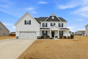 107 Salmon Ln in Princeton, NC - Building Photo