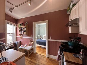 57 Waterhouse St, Unit 3 in Somerville, MA - Building Photo - Building Photo