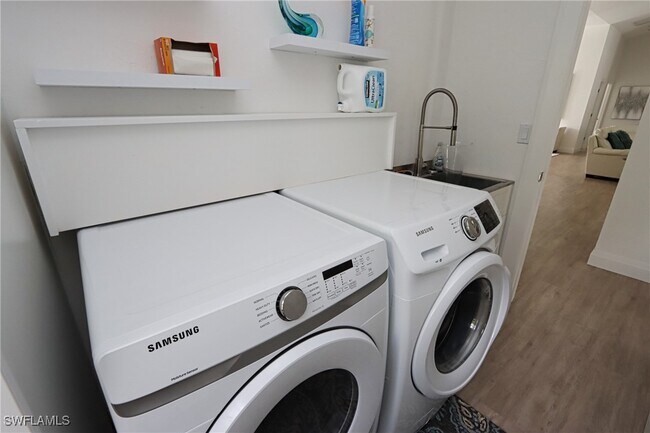 6653 Mill Run Rd in Naples, FL - Building Photo - Building Photo