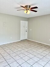 6065 Village Cir S in Orlando, FL - Building Photo - Building Photo