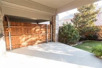 2564 Jacobson Dr in Lewisville, TX - Building Photo - Building Photo