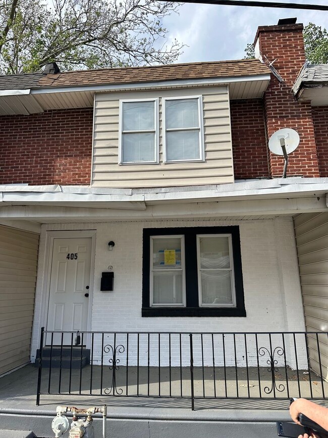 property at 405 Darby Terrace