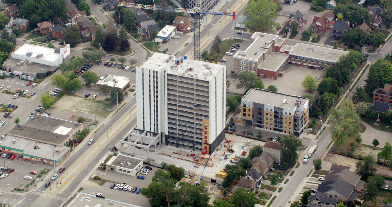 The Bright Building in Kitchener, ON - Building Photo