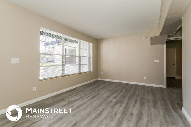 7953 Patou Dr S in Jacksonville, FL - Building Photo - Building Photo