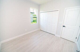 1103 St Tropez Ct in Kissimmee, FL - Building Photo - Building Photo