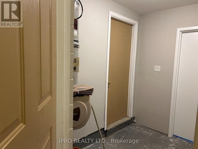 1485 Daniel Creek Rd in Mississauga, ON - Building Photo - Building Photo