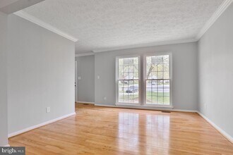 7802 Shallowbrook Ct in Severn, MD - Building Photo - Building Photo