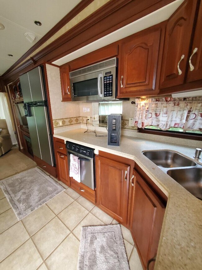 1 Lils Way Apartments and Nearby Mattapoisett Apartments For Rent