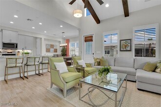 7110 Cayo Coco Ln in Naples, FL - Building Photo - Building Photo