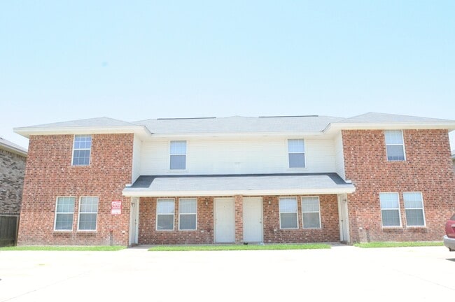property at 1603 Inca Dr