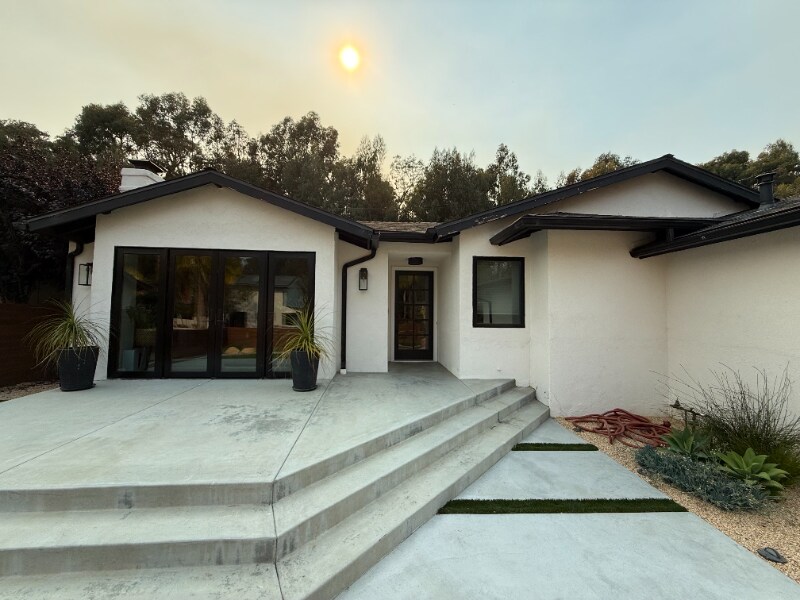 279 Pebble Beach Dr in Goleta, CA - Building Photo