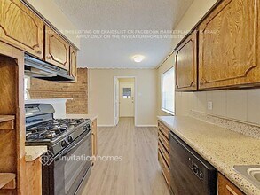 150 Valleyglen Dr in Desoto, TX - Foto de edificio - Building Photo