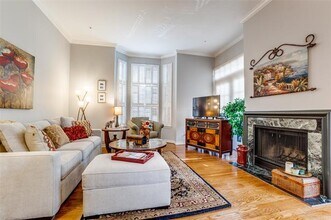 4232 McKinney Ave in Dallas, TX - Building Photo - Building Photo