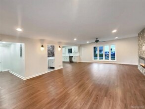 26018 Whipple St in Novi, MI - Building Photo - Building Photo