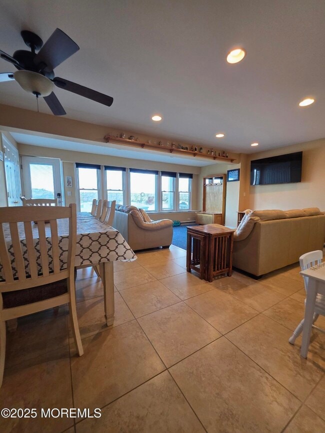 37 Dune Terrace in Seaside Heights, NJ - Building Photo - Building Photo