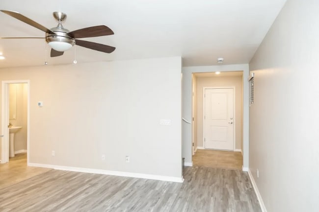 5130 Clatsop St in Las Vegas, NV - Building Photo - Building Photo