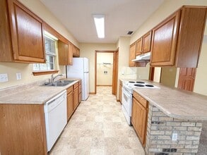 2544 Oakmont Ct in Mobile, AL - Building Photo - Building Photo