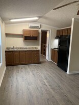 2440 TX-16 in Bandera, TX - Building Photo