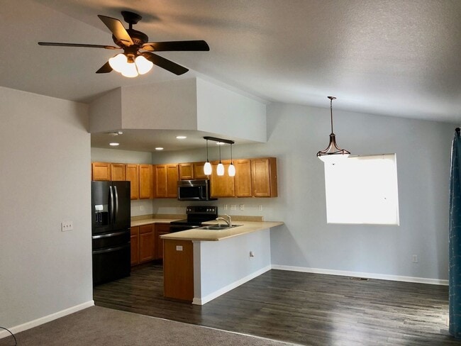 8757 Langford Dr in Fountain, CO - Building Photo - Building Photo