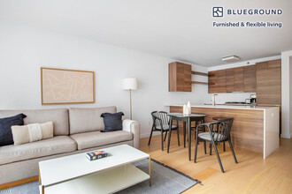 171 Suffolk St, Unit FL4-ID1314 in New York, NY - Building Photo - Building Photo