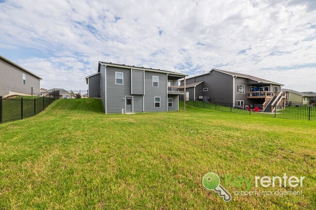 1335 S Rocky Creek Rd in Wichita, KS - Building Photo - Building Photo
