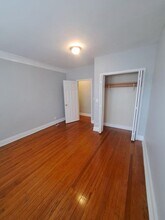 7320 S Ridgeland Ave in Chicago, IL - Building Photo - Building Photo