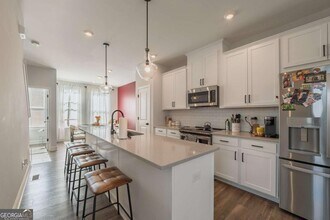 313 Skylar Way SE in Atlanta, GA - Building Photo - Building Photo