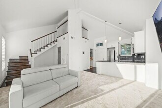 20341 Bluffside Cir in Huntington Beach, CA - Building Photo - Building Photo