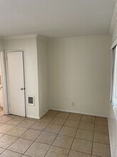 1239 Hornblend St in San Diego, CA - Building Photo - Building Photo