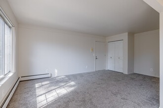 Green Acres - Saginaw, MI in Saginaw, MI - Foto de edificio - Interior Photo