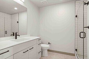 2150 N Elston Ave, Unit 549 in Chicago, IL - Building Photo