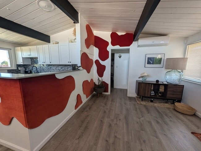 property at 5535 Lupine Ave