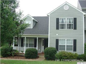 1542 Primrose Ln in Charlottesville, VA - Building Photo
