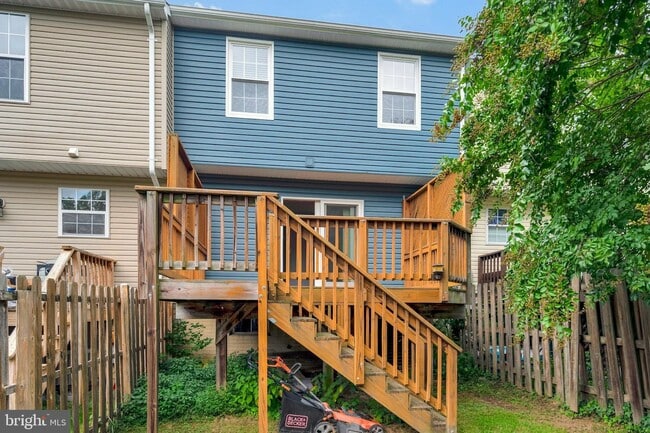103 Eaton Ct in Stafford, VA - Building Photo - Building Photo