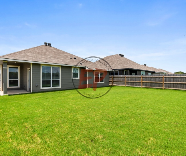 824 N Fork Ranch Rd in Waco, TX - Building Photo - Building Photo