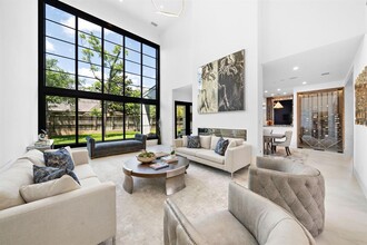 467 Gingham Dr in Houston, TX - Building Photo - Building Photo